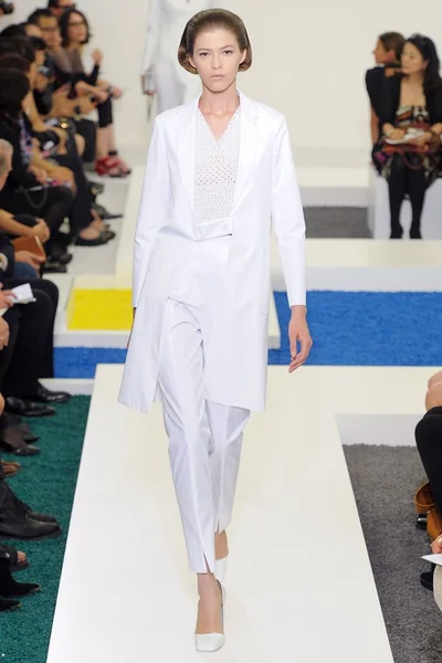 Look 26